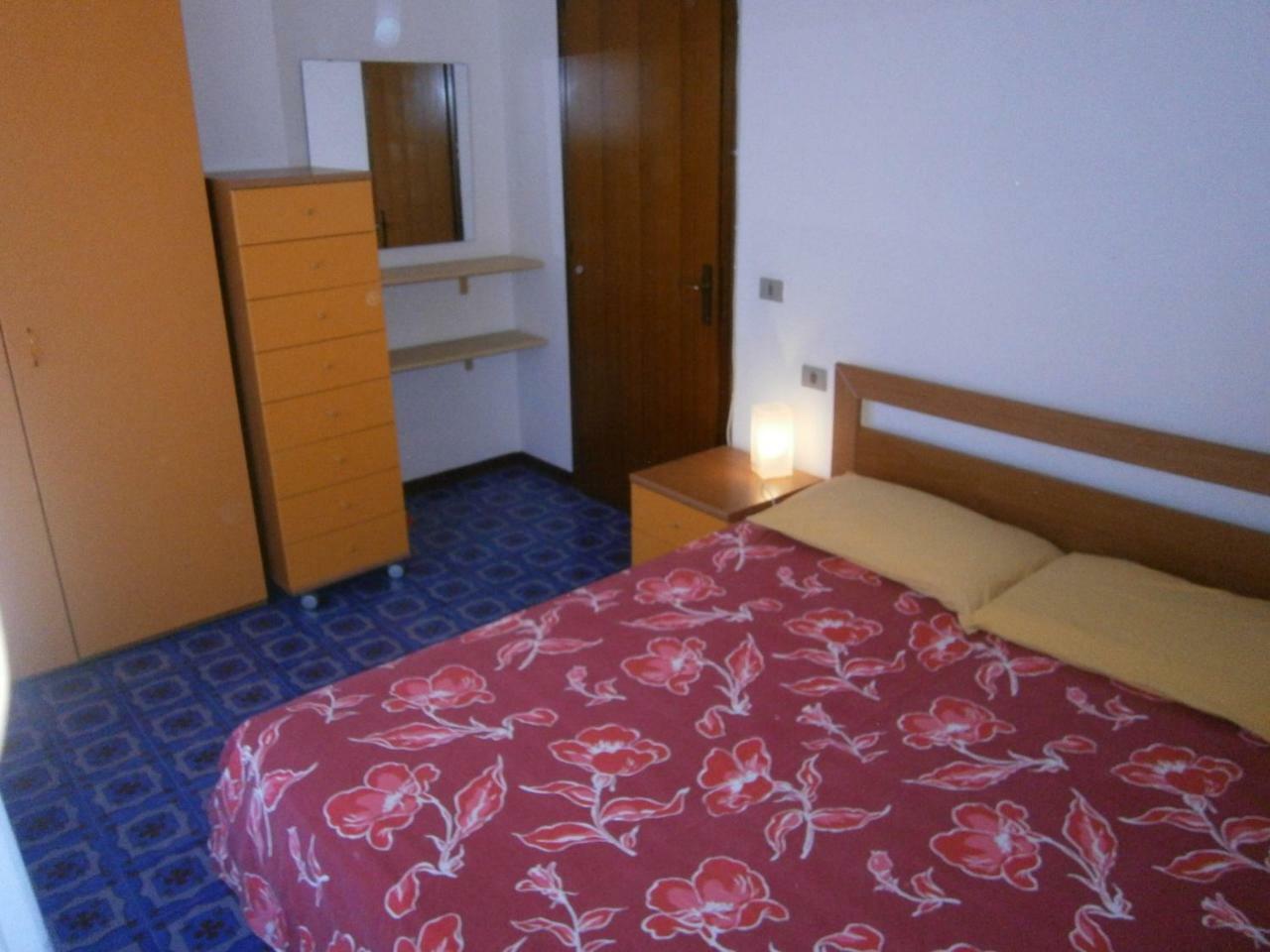 Condominio Commerciale Каорле Экстерьер фото